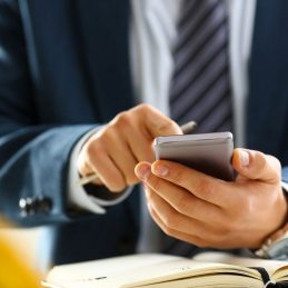 জীবনের অনেক জরুরি মূহুর্তে গুরুত্বপূর্ণ প্রশ্নের উত্তর ১/২৪ ঘন্টায় জেনে নিন